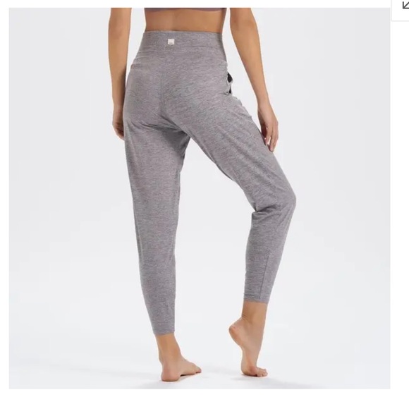 Vuori Pants - Vuori Lux At Ease Heathered Gray Lounge Pants